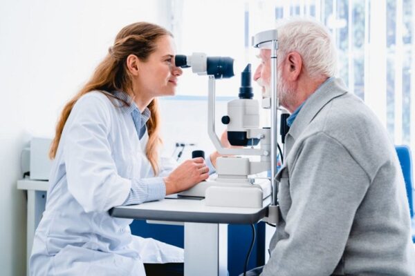 Optometrist Can Prevent Eye Diseases